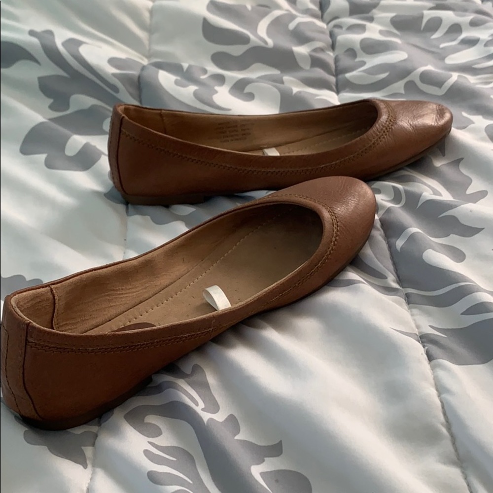 Faux leather brown flats